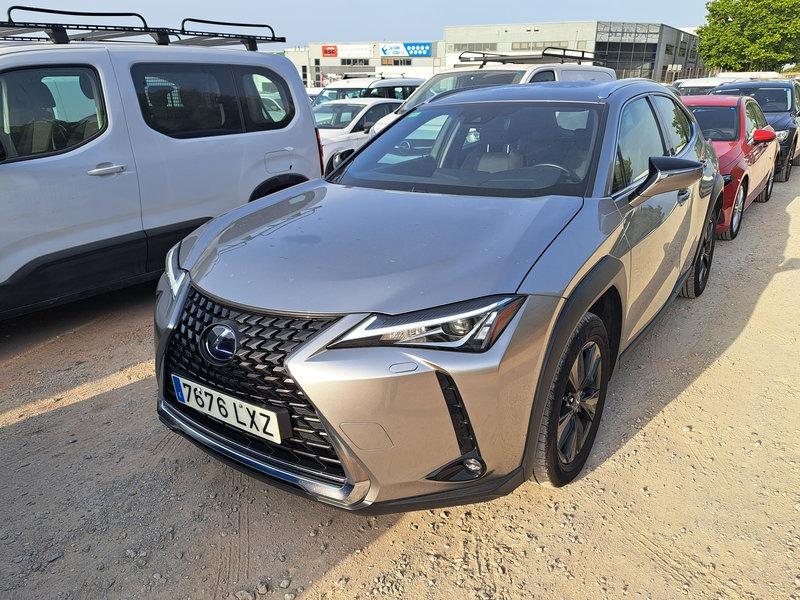 LEXUS UX