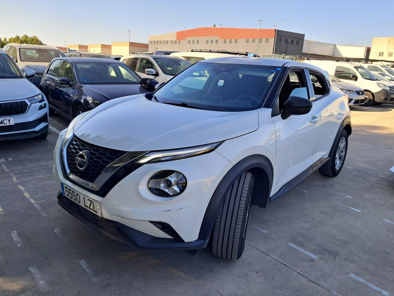 NISSAN JUKE