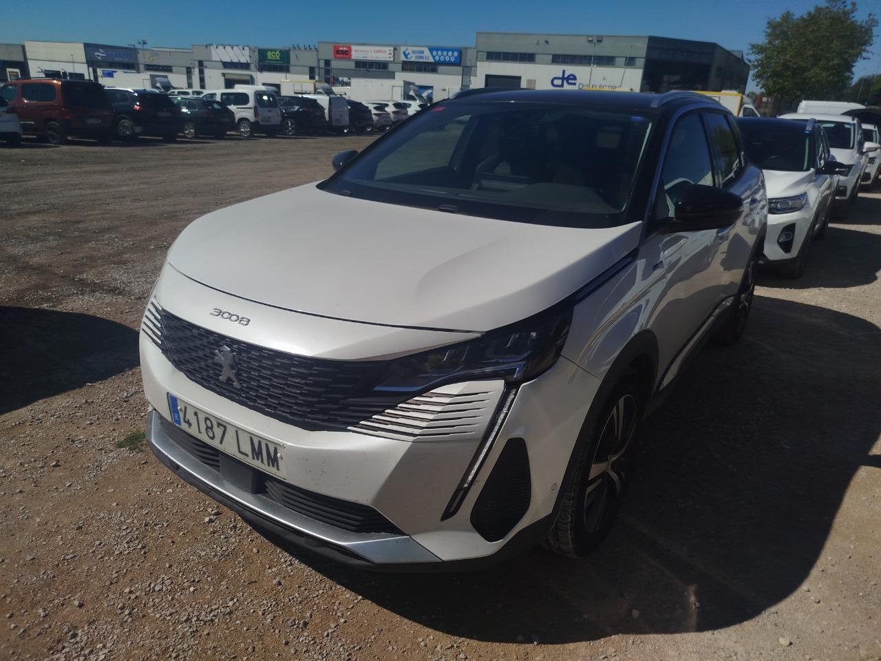 PEUGEOT 3008
