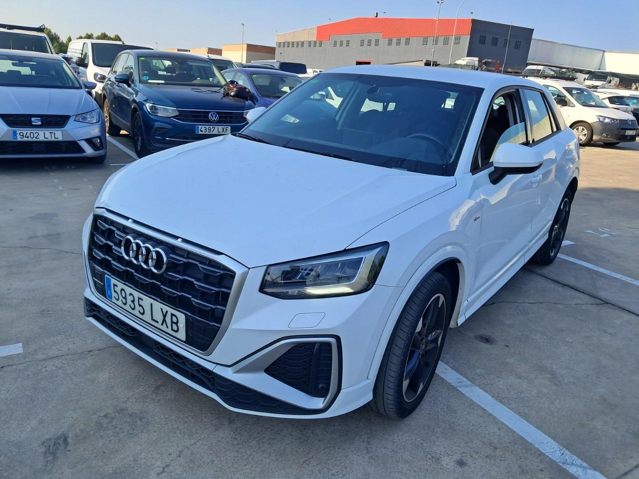 AUDI Q2